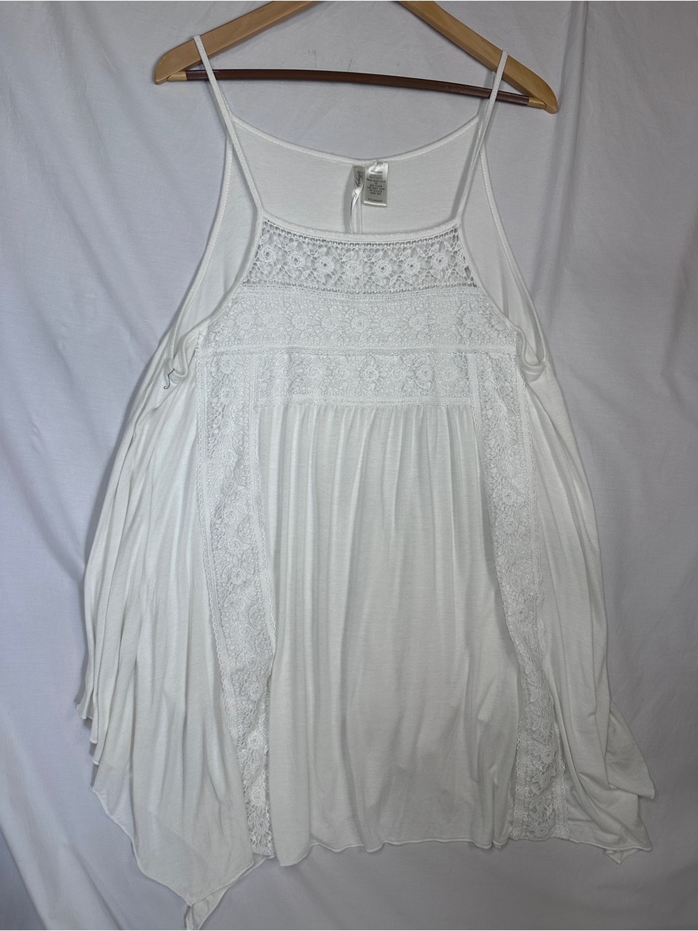 Simply Irresistible White Lace-Trim Spaghetti Strap Camisole
